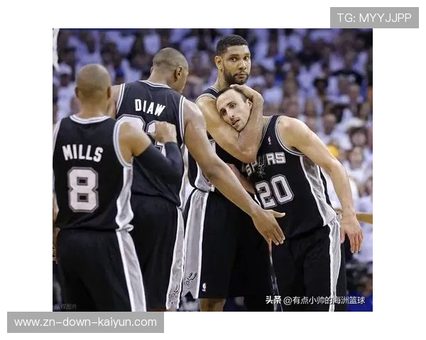 邓肯回归马刺训练馆 亲自指导年轻内线球员成长